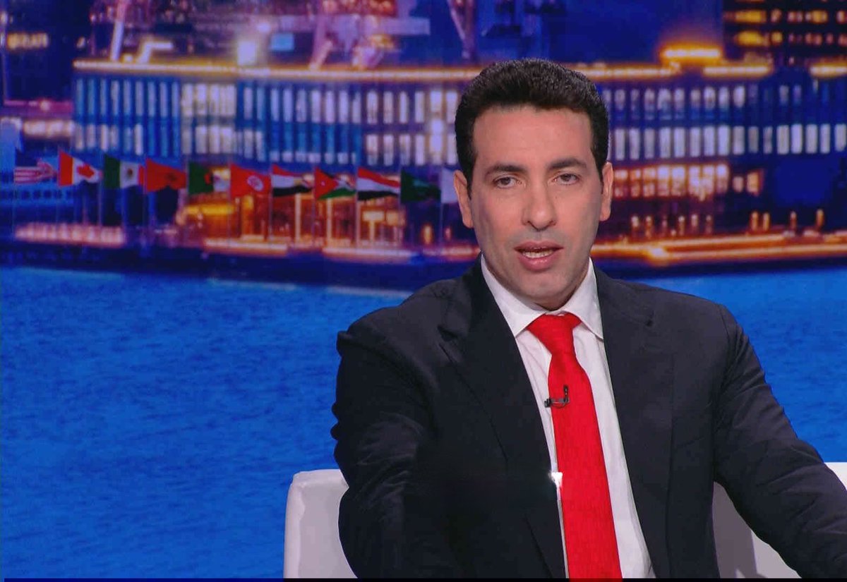 96information's tweet photo. تريكة: أنا مبحبش مرموش يقعد دكة صلاح ومرموش لازم يلعبوا. هتقولي أصله وحش؟ هقولك لازم يلعب. هتقولي مش ماشية معاه؟ برضه لازم يلعب وبعد كده ابقى غيّره. وجهة نظر حسام إن مرموش مضغوط بسبب النقد، فحب يخلّي الناس تنساه شوية، ويشيل الضغط من عليه ويحميه وممكن يبقى له دور في الشوط التاني. https://t.co/KWQVRunoui