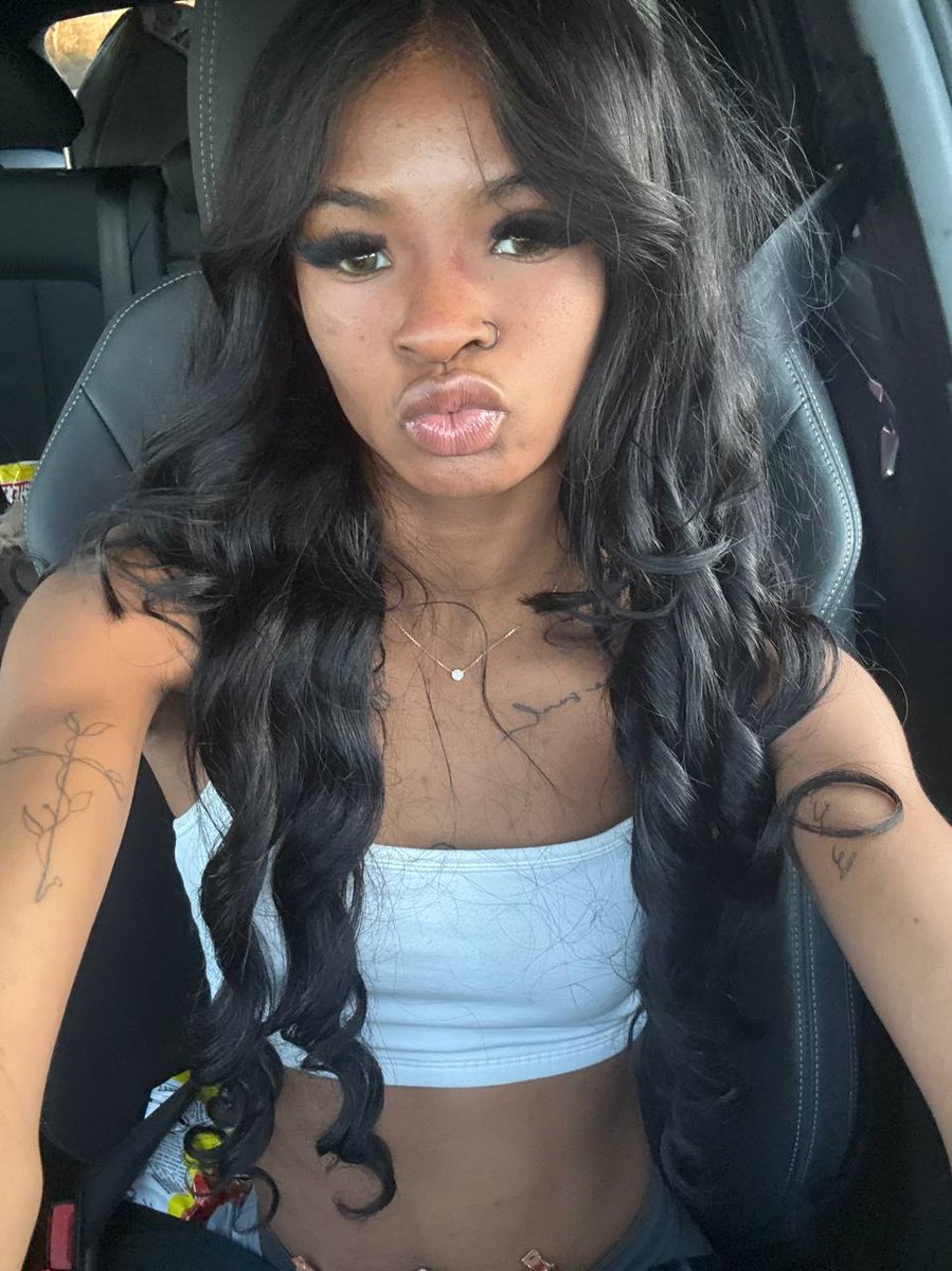 Princess Bella 18👸 tweet media