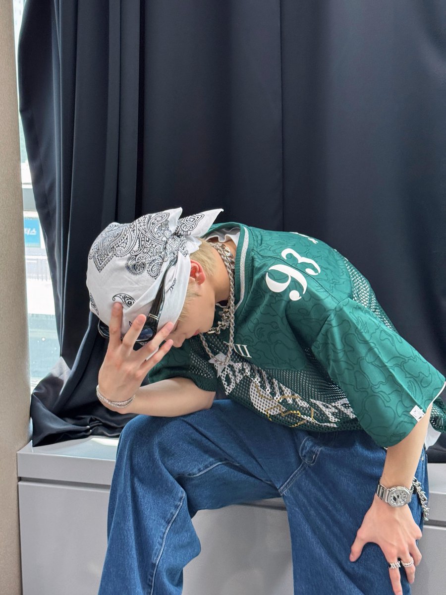 SHINYUTWS_TH's tweet photo. [🦒] #ยูวีเวิร์ส (แปลย้อนหลัง)
260621

🦒 : ที่นี่ใครเต้นเก่งที่สุด (2/2)

#투어스 #TWS #247WithUs
#SHINYU #신유 https://t.co/jLO1x4EkrA