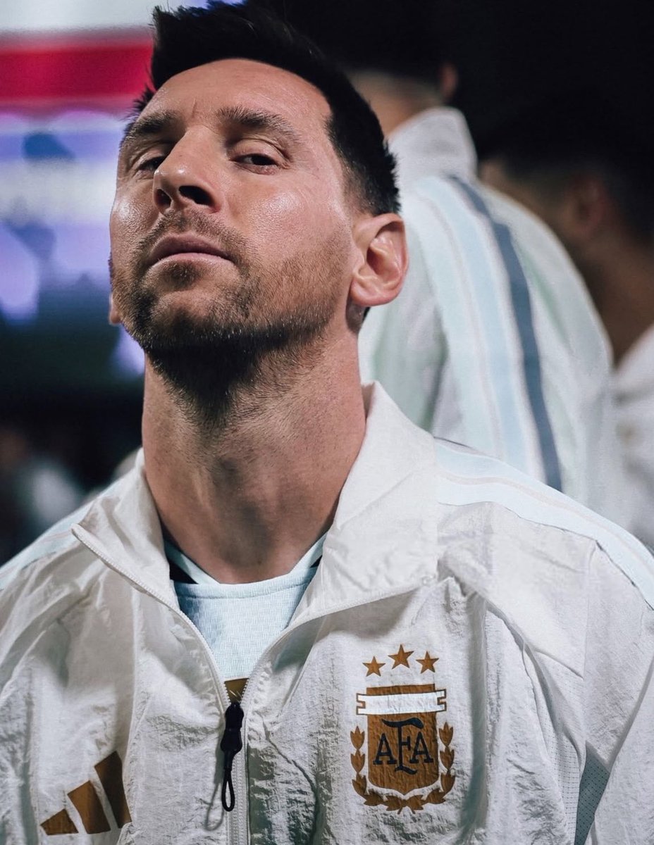 Messias30_'s tweet photo. Hoy juega Lionel Andrés Messi.

A disfrutar. https://t.co/QQZbfDApSV