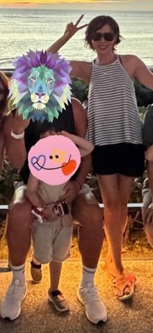 knowjambaby's tweet photo. "Son looks as beautiful as if he were photoshopped by AI" Son Ye-jin ♥ Hyun Bin, sighting rumors emerge... "Met during trip to Okinawa, Japan"

Still trending on naver the power of binjin's handsome son woojin 🤭🤭🤭

#hyunbin #sonyejin #binjin  https://t.co/ZaVsoxgxGs https://t.co/PN7qt0MOTl