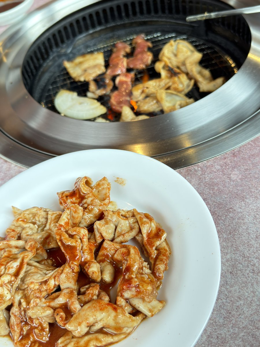 hideRGC's tweet photo. 昼から焼肉きた https://t.co/L0jIcQ0pnG