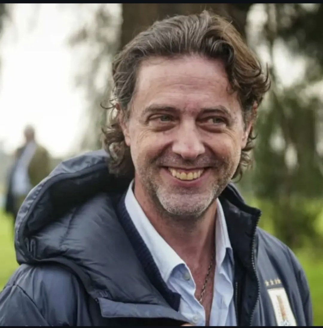 dani_ger_ok's tweet photo. En este momento tan difícil
Y doloroso del fútbol uruguayo que pasamos en el campeonato del mundo que fuimos ka vergüenza a nivel mundial aquí les presento a este nefasto personaje el presidente de @AUFOficial @nachoalonso33 https://t.co/sGmWKO3m1d