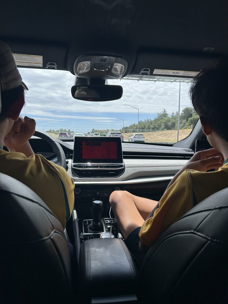 vuckaroos's tweet photo. To Texas we go… https://t.co/ien9GcGSQJ
