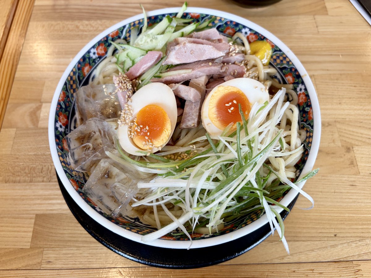 himadesyy's tweet photo. 昆布水冷やし中華🍜 https://t.co/vNidpoqLRW