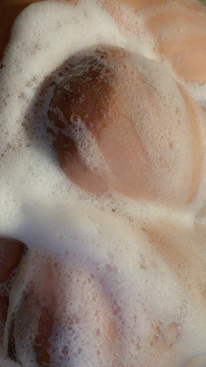 LovleyHoney28's tweet photo. Need a cute sub that I can tease by sending pictures of me naked while they are out with friends having to leave early just to fuck mommy 😍😍
#nsfwtwt #cnc #breeding #femdom #msub #mdom #stalker #forcebreeding #creampie #mommy #nsfw #yandere #virgin https://t.co/waSr0WO6vw