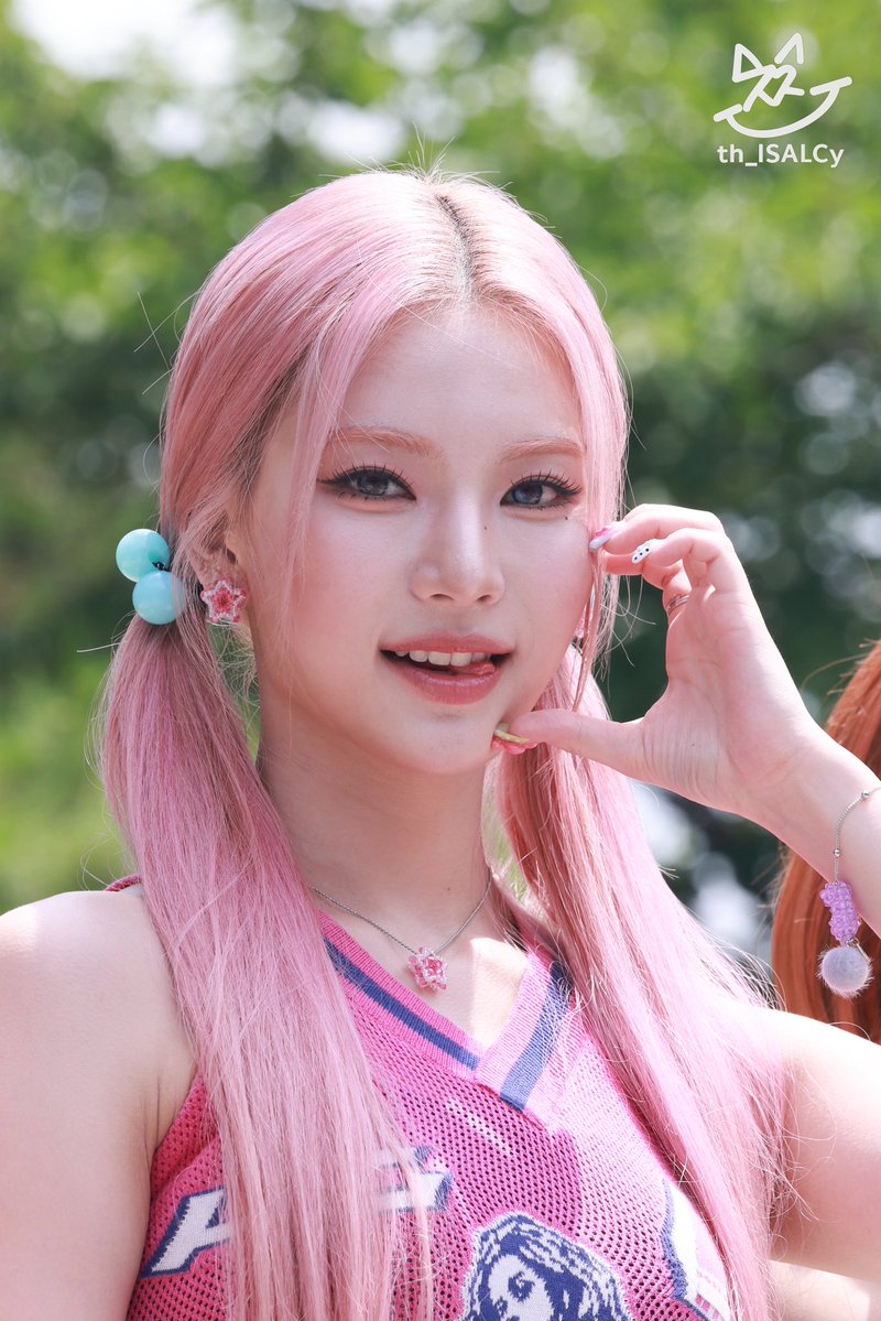 th_ISALcy's tweet photo. 260627 미니팬미팅

귀요미🥰🥰

#아이사 #ISA #STAYC #스테이씨
#PinkISA https://t.co/7E3sMascvT