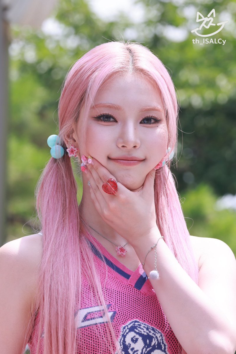 th_ISALcy's tweet photo. 260627 미니팬미팅

귀요미🥰🥰

#아이사 #ISA #STAYC #스테이씨
#PinkISA https://t.co/7E3sMascvT