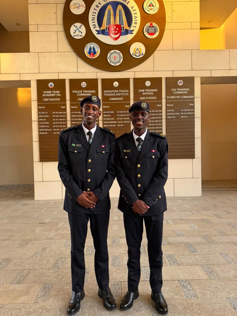 RwandaSingapore's tweet photo. Yesterday, two Rwanda National Police officers completed the Senior Officers Basic Course in #Singapore under the @Rwandapolice- @SingaporePolice bilateral cooperation Agreement. Lawrence Manzi and Emmanuel Rusingizandekwe graduated with the rank of Assistant Inspector of Police (AIP).

High Commissioner @IBMuhizi, Rwandan diplomats in #Singapore, and ACP Augustin Ntaganira, Deputy Commandant and Chief Instructor at the National Police College (Musanze), attended the graduation ceremony.