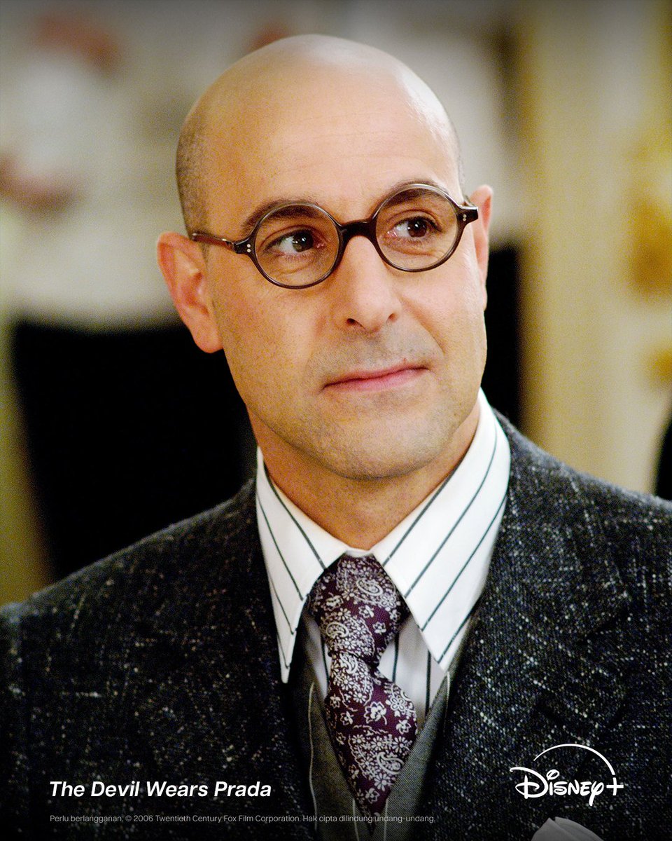 DisneyPlusID's tweet photo. POV: Ternyata circlenya keluarga kerajaan.

 #StanleyTucci #TheDevilWearsPrada #DisneyPlusID https://t.co/LI0oz5TasS