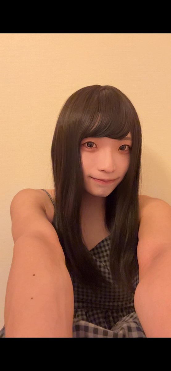 zyosokou's tweet photo. 台風だから大人しくムキムキな自慰行為でも
#女装 https://t.co/84GpbEREzj