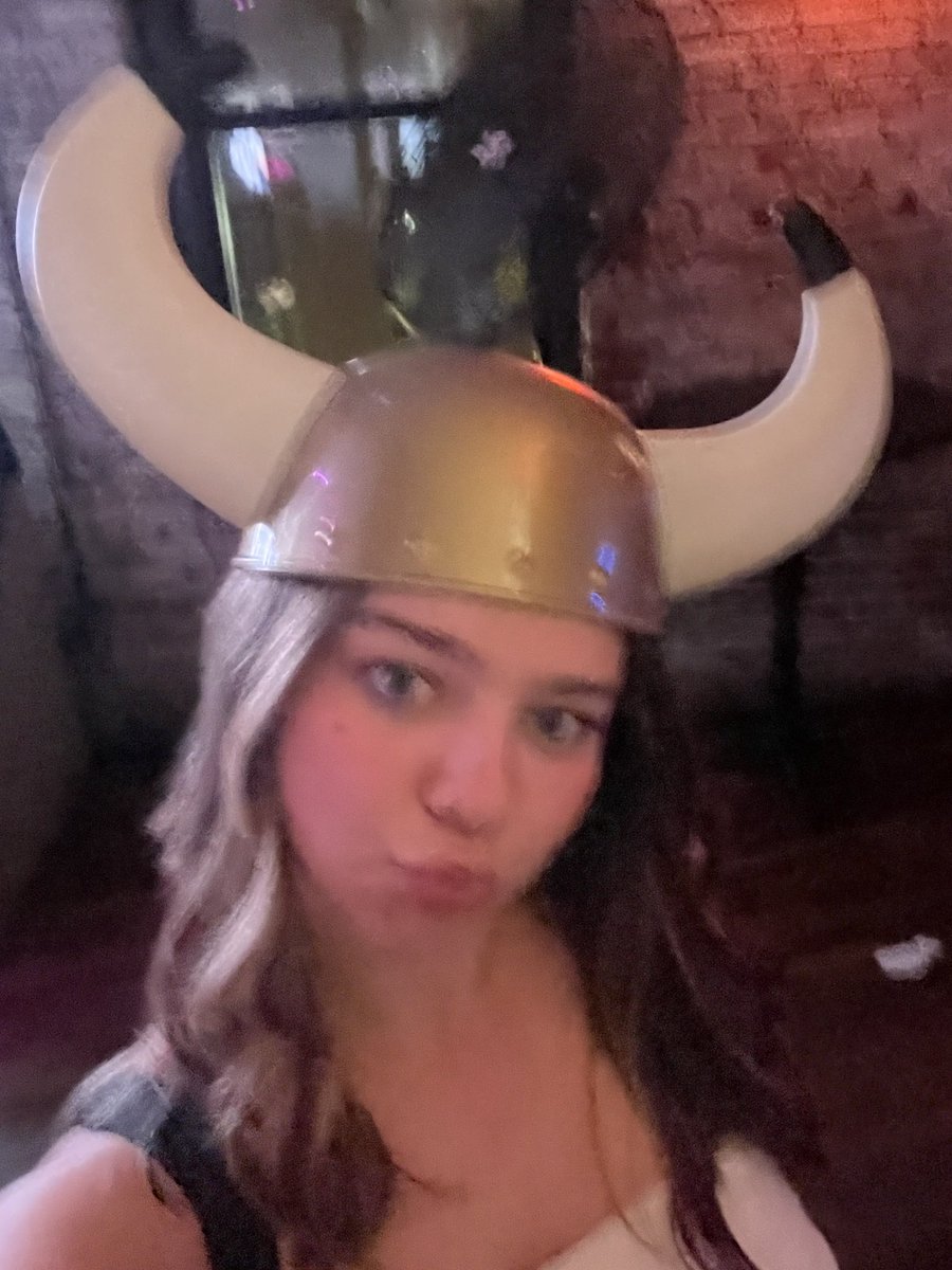 Mallory42069's tweet photo. ITS EURO SUMMER (in Boston) https://t.co/8ksj2sSbVS