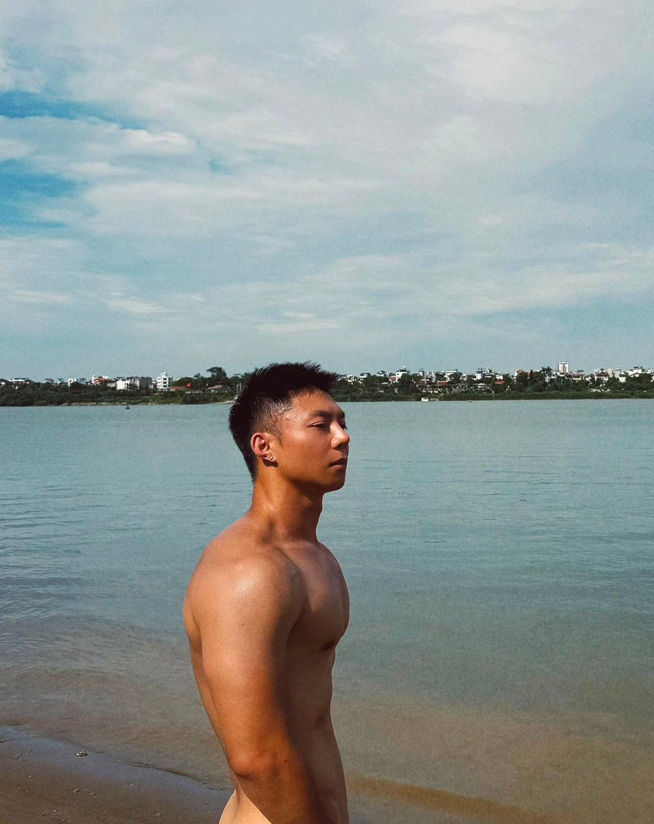 Model_Eric's tweet photo. https://t.co/dTKY6Tt73S