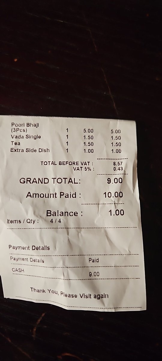 retrokkaran's tweet photo. Budget restaurant ആണ് പോലും. 
കണ്ണിൽ ഒഴിക്കാവുന്ന അത്രേം extra chutney ക്കും ചെറി ടെ വല്ലുപ്പമുള്ള വട ക്കും ഉള്ള പൈസ കാണുമ്പോ 
ഭഗവതിയെ........
ഞഞ്ഞായി വരും ✋✋✋ https://t.co/gPzvpTM6KV