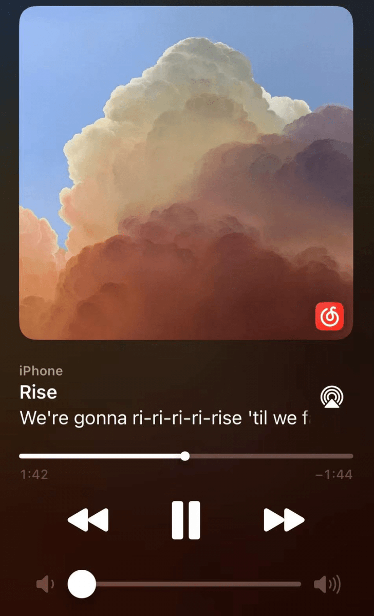LAMBAR0's tweet photo. Just discovered this warm indie folk track that wraps around you like a cozy blanket. Perfect for rainy afternoons and slow walks. #MusicLover #IndieFolk， https://t.co/QdfvZXvC4Y