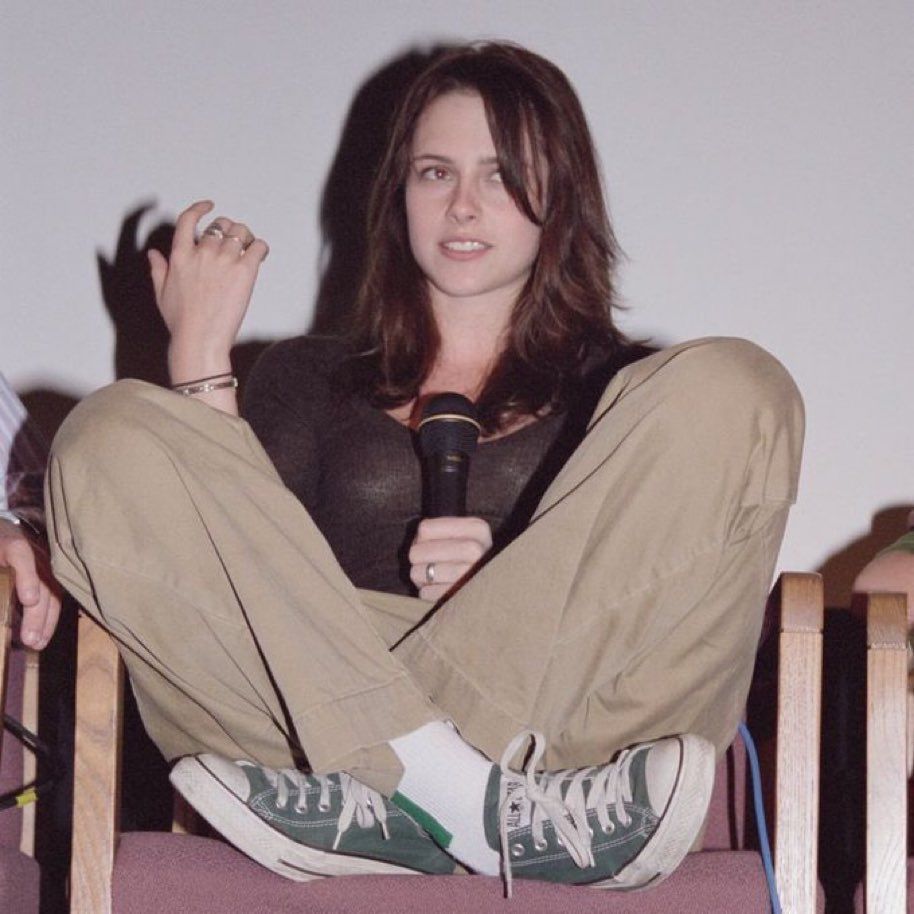 nostalgiaa's tweet photo. Kristen Stewart 2005 https://t.co/OclkXpyQhS