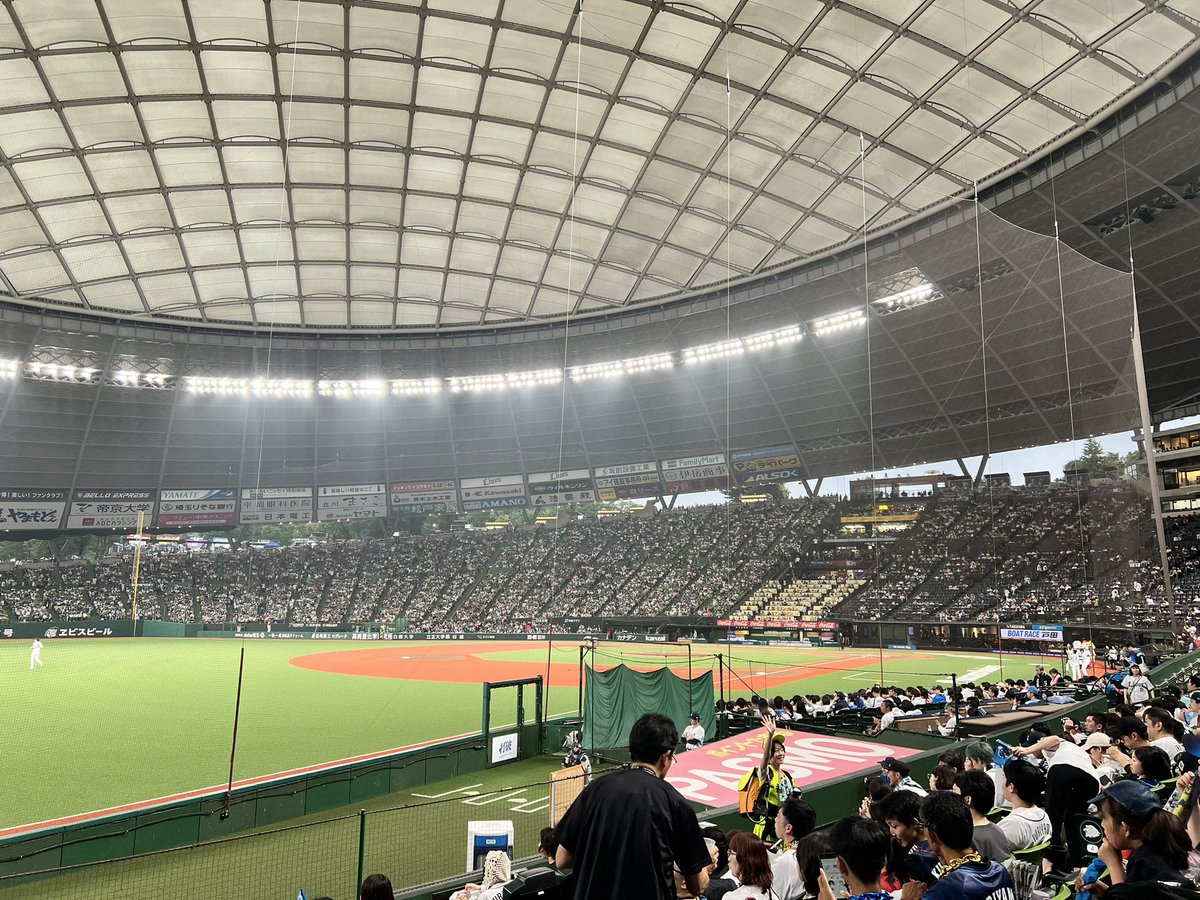 kuroopy96's tweet photo. 今日もベルド着
連勝と行きましょう！！
首位の力を見せてやれ！！
頑張れライオンズ！！
#seibulions
#埼玉西武ライオンズ https://t.co/OGvNRCTZAa