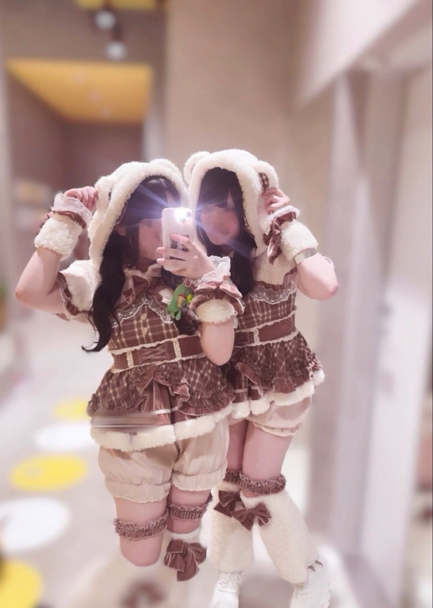 yuapyoon_01's tweet photo. Kアリに向けてお友達ください\(·ᴥ·)/♡
🔗https://t.co/RlZpFt6J9h
  #ぴちりすさんと繋がりたい   #ぴちりす   #タグ画   #からぴち  #量産型オタクと繋がりたい https://t.co/SIQ2DeFPIu