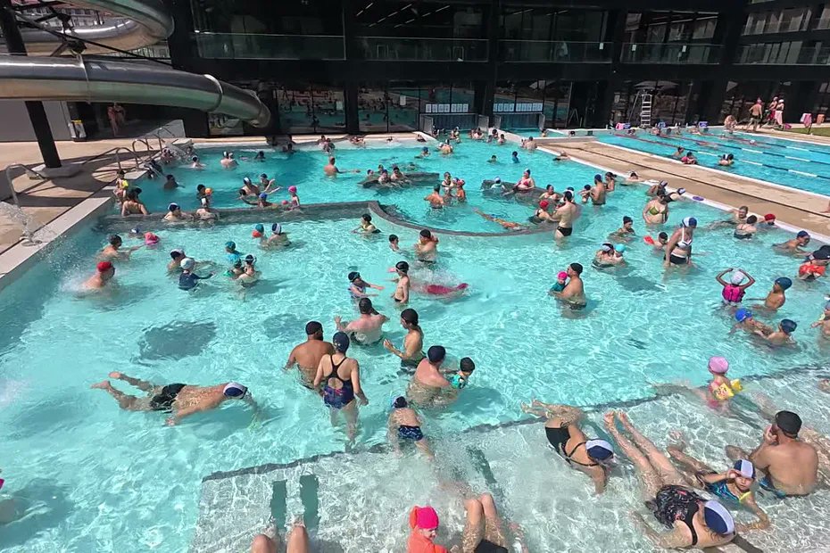 F3Lorraine's tweet photo. La piscine Nancy Thermal fermée ce samedi suite à des incivilités qui ont conduit à l'évacuation du site https://t.co/cHylwFMjog https://t.co/GmY62qWzg7