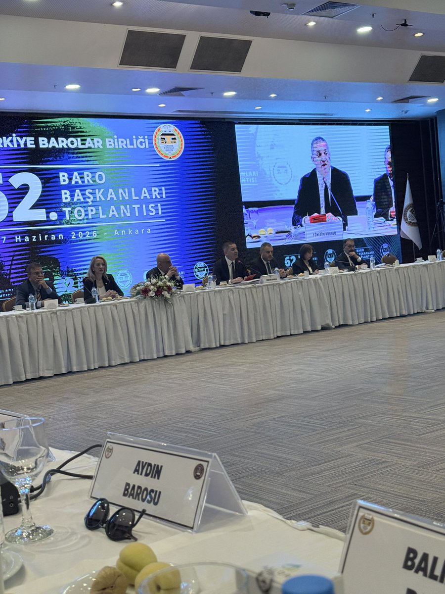 hamitcakan's tweet photo. 62. Baro Başkanları toplantısına katılım sağladık. https://t.co/lqETlYKVTR