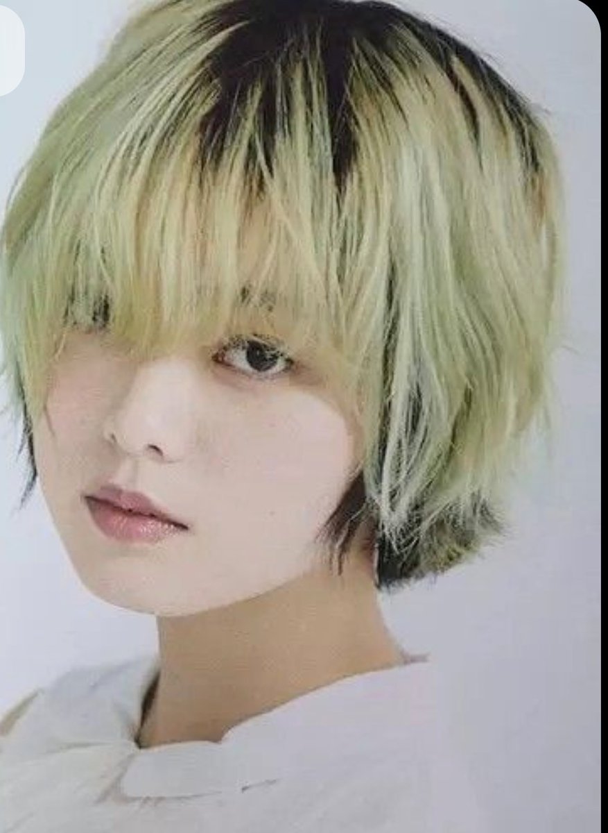 bonsoir1997's tweet photo. オンライントークでみなさんが仰ってる金髪ショートってこんな感じに近いですか？
 #平手友梨奈 https://t.co/1gJ1YLWLE1
