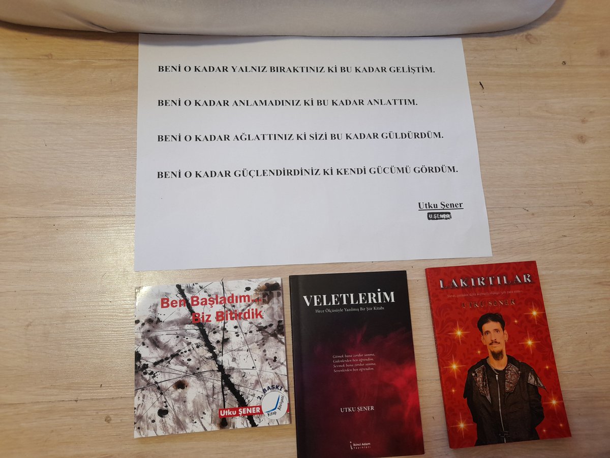 senolkayaoglu1's tweet photo. Bugün ressam Utku Şener'in Ankara Sanat Üretim Derneği'ndeki resim sergisini keşfetme imkanı buldum. Ve sanatın iyileştirici rolüne tanık oldum. 
Utku Bey resimlerini ayaklarıyla çiziyor. Beni etkileyen söyle bir cümle kurdu: "Başlar sadece sanat önünde eğilmeli' https://t.co/2oAYUV6uIN