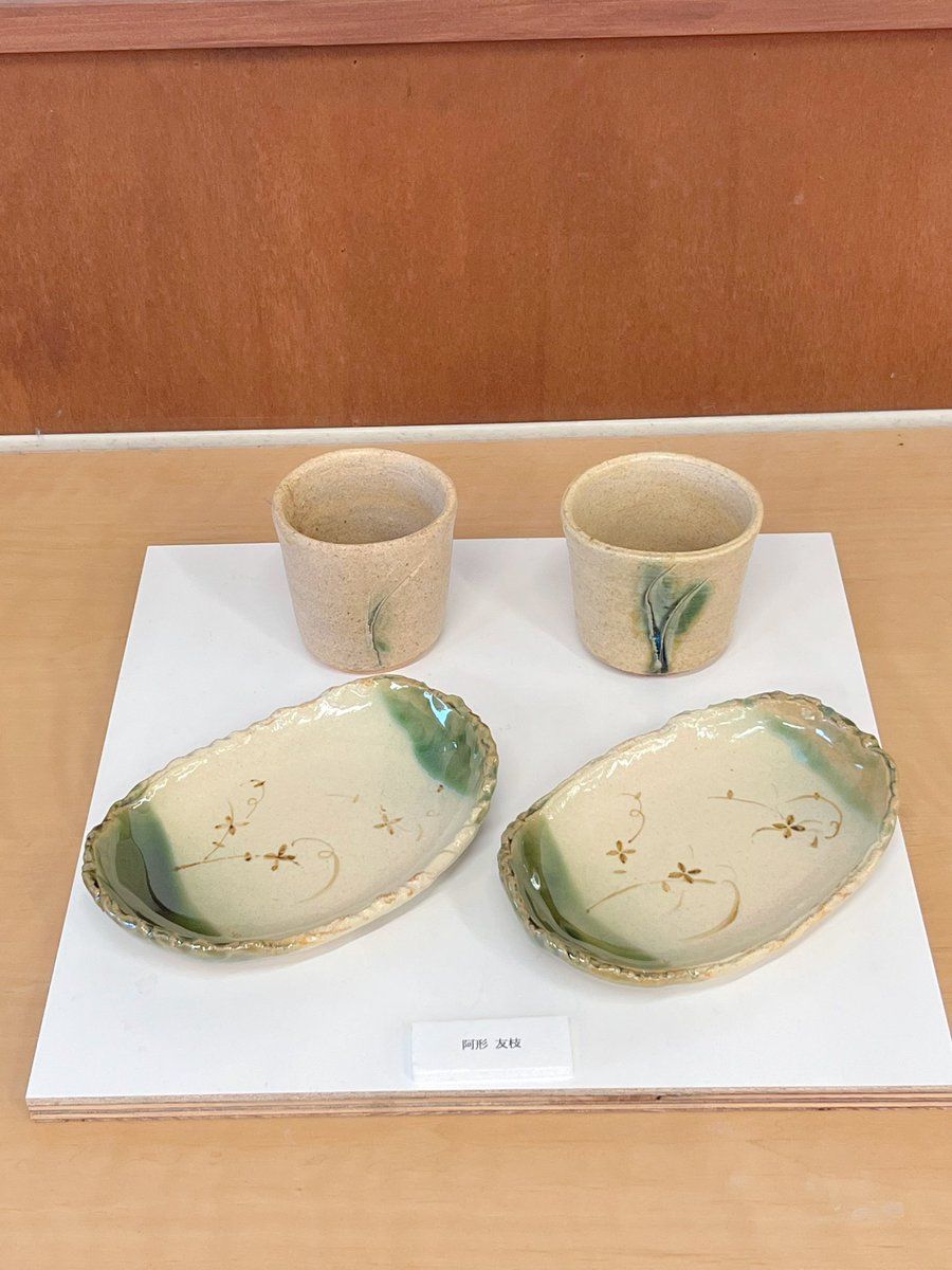 f_tougei's tweet photo. 明日6/28(日)

／
日曜市場✨✨
＼

館内でも
講師の作品各種を販売します！
ぜひ、お迎えにおいでくださいませ♡

#ゆとりえせとや 
#道の駅ゆとりえせとや 
#陶器市 https://t.co/FODcQsvB2s