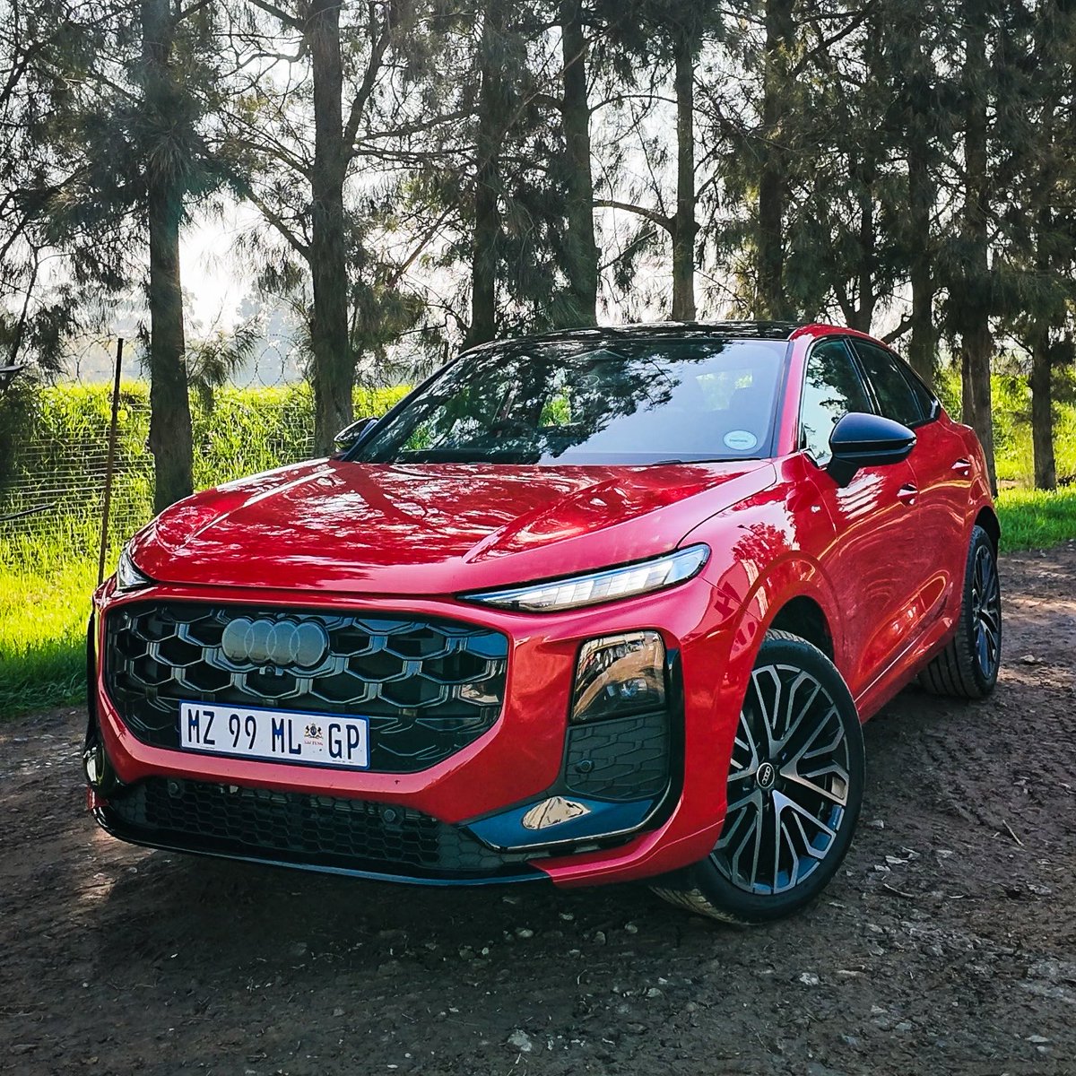PapiMabele's tweet photo. Say hello to the new Audi Q3. Pricing starts from R814 000 for the 1.4l TFSI (110kW/250Nm) SUV, while this Sportback starts from R849 200.  You also get a 2.0l diesel engine (110kW/360Nm) which starts from R852 000. It gets updated looks, tons of technology and trims to choose from. 

Would you buy one?
