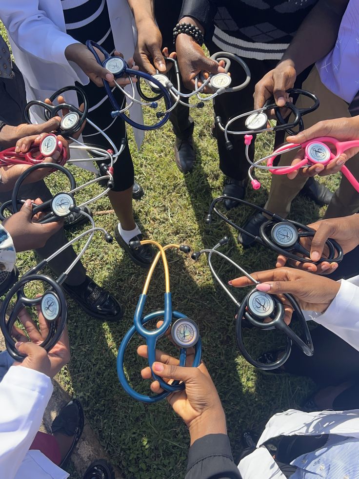 Kwachi18656011's tweet photo. All medical students seeing this will become Doctors someday.
Just keep putting in the efforts consistently. ❤️

#medicalstudents https://t.co/j23sdbJxcz