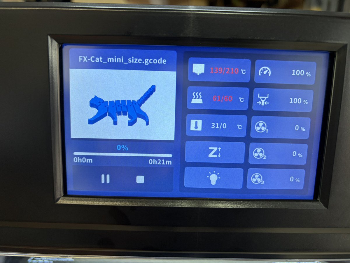 yo1kunishima's tweet photo. 3Dプリンター講習に参加してきました。

一通りのプロセスを体験できて、基礎的なことを学習できた、とてもいい機会でした。今回、プリントしたのは猫です。

ちなみに、近いうちに3Dプリンターを購入する予定です！3Dプリンター界隈の方と色々お話ししたいです！ https://t.co/PTJkSTKPVM