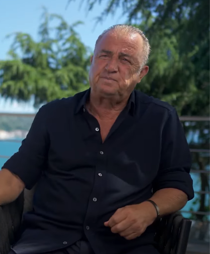 futbolarena's tweet photo. Fatih Terim: "Bizim zamanında 'Burası Türkiye, buradan bir şey olmaz' diye bir cümle vardı. Bir gün çıkıp 'Burası Türkiye, burada her şey olur' dedik." https://t.co/mu6hxS3IEV