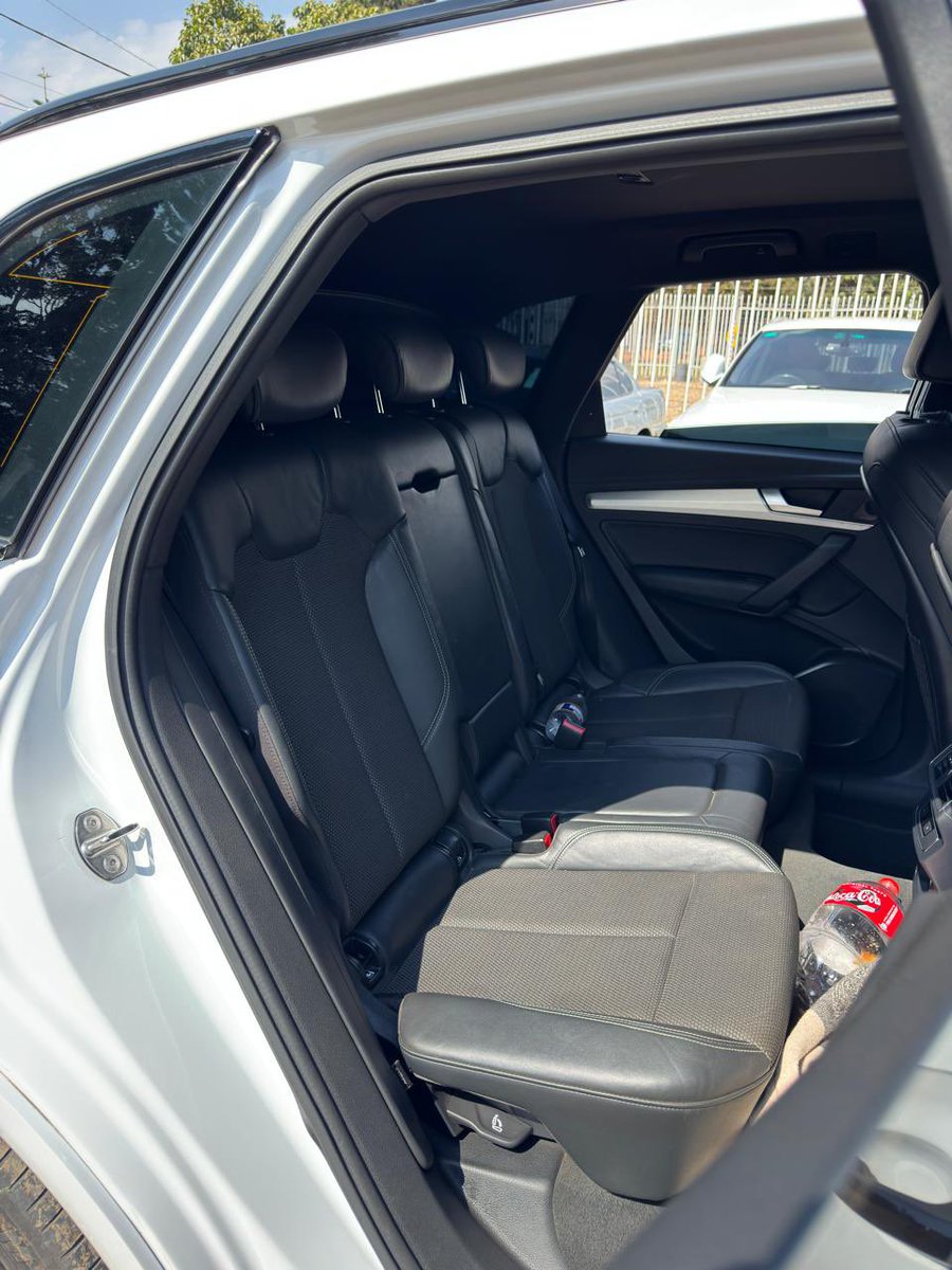 Excelsior_rides's tweet photo. Guys hapa kuna deal safi
 2018 Audi Q5
2000 CC
Automatic 
Petrol
Quattro 
Asking 2.8M
☎️0798033265
@musakuru45 @Hey__Z @alexmwanzo @Avugwii @Kalasinga_ https://t.co/ETUn9DwPNp
