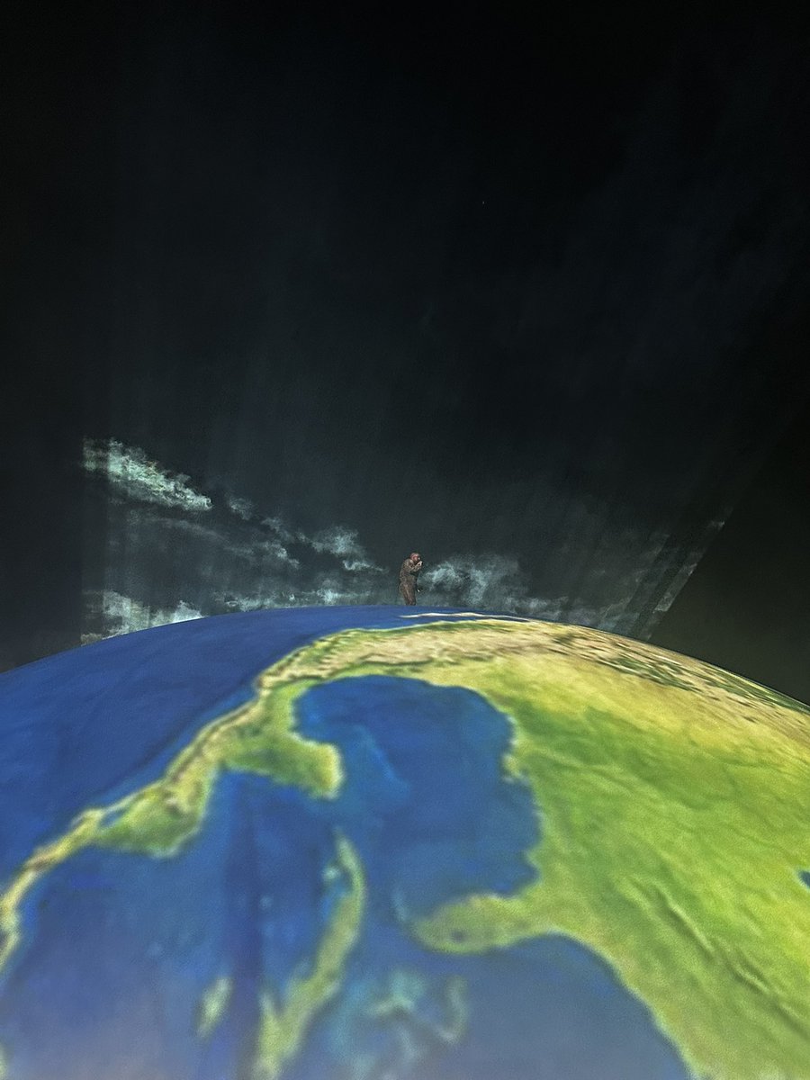 Xeed2t's tweet photo. Immersion break but irl moment https://t.co/utDGwXkNPR