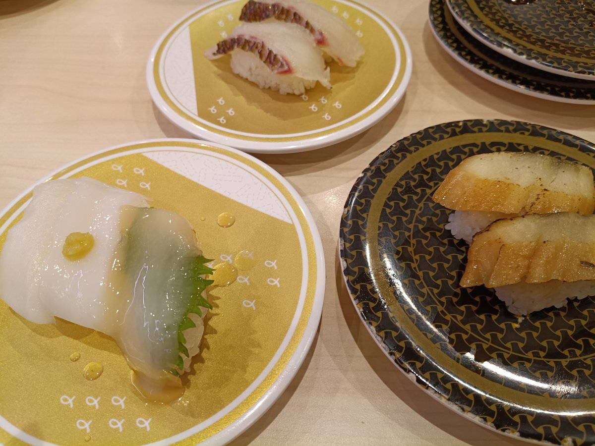 OKawauna's tweet photo. しごおわでお昼ご飯Ψ( 'ч' ☆)
夕方にはもう1つ台風らしいので買い物して帰りましょฅ( ˙꒳​˙ ฅ)ﾋｷｺﾓﾘ https://t.co/9X5g9OdYSd