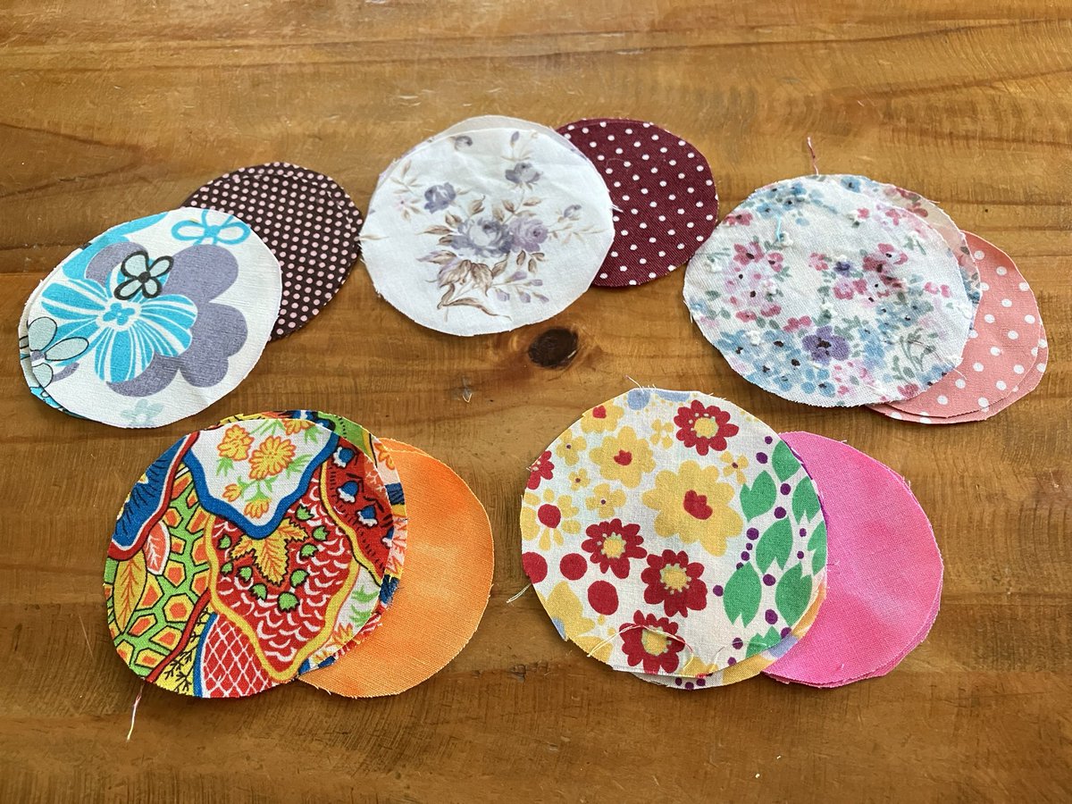 keiluna4's tweet photo. 町の家庭科室Koikeluna’s Studio

#マカロンポーチ 作ります！

#handmade #ハンドメイド #ハンドメイド好きさんと繋がりたい https://t.co/4Br9vSJjFH