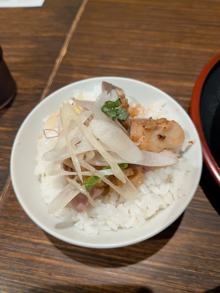 dongame04's tweet photo. 貝出汁塩そば https://t.co/kB6ylneMdZ