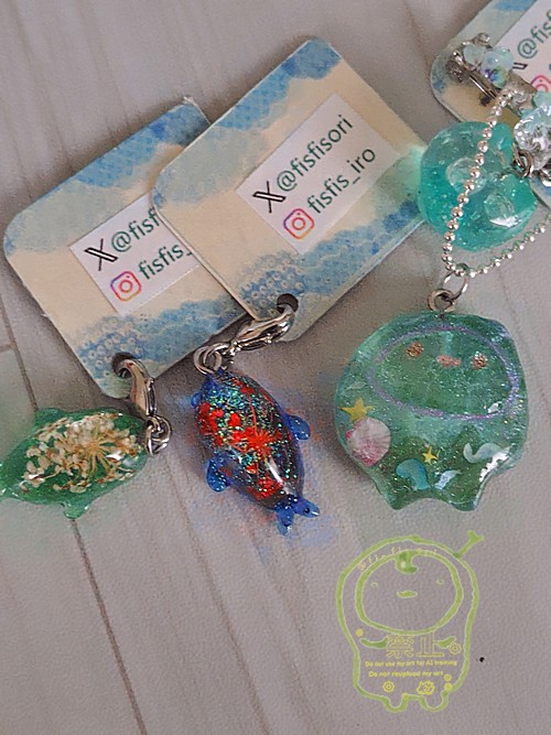 fisfisori's tweet photo. #日向箱　#日向箱ヴィレッジ　#海展8

参加するコたち本日発送

【うみのそこにいるの】たちです

そして写真撮るの下手っぴなのは変わらず https://t.co/FLgjk4dvDV
