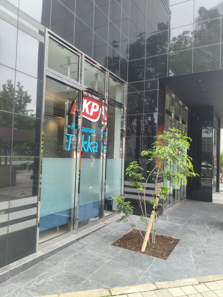 cocokala's tweet photo. 気になっていた  #アパホテル大分駅前 のランチに行きました
シンプルだけど上品で明るい店内、ホテルクオリティの接客と味
(私元ホテルマンで、実は？接客は今もめっちゃ勉強、吸収中)
今どきサラダスープバー付きで税込1000円からは破格だと思います
メニューのお好み合えば落ち着けておすすめです🙂 https://t.co/3OIHpjjVTH