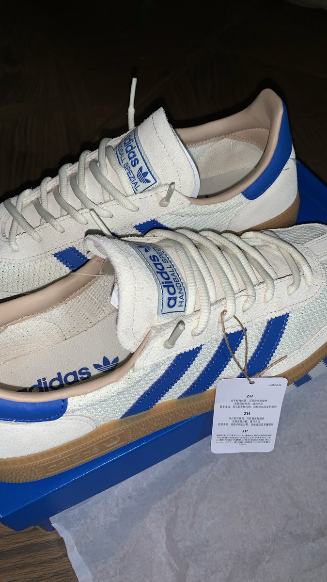 jabbarnza's tweet photo. WTS!!! sepatu Adidas Handball Spezial new bgt uk 42,5 harga dm https://t.co/atkTgS6Ucf