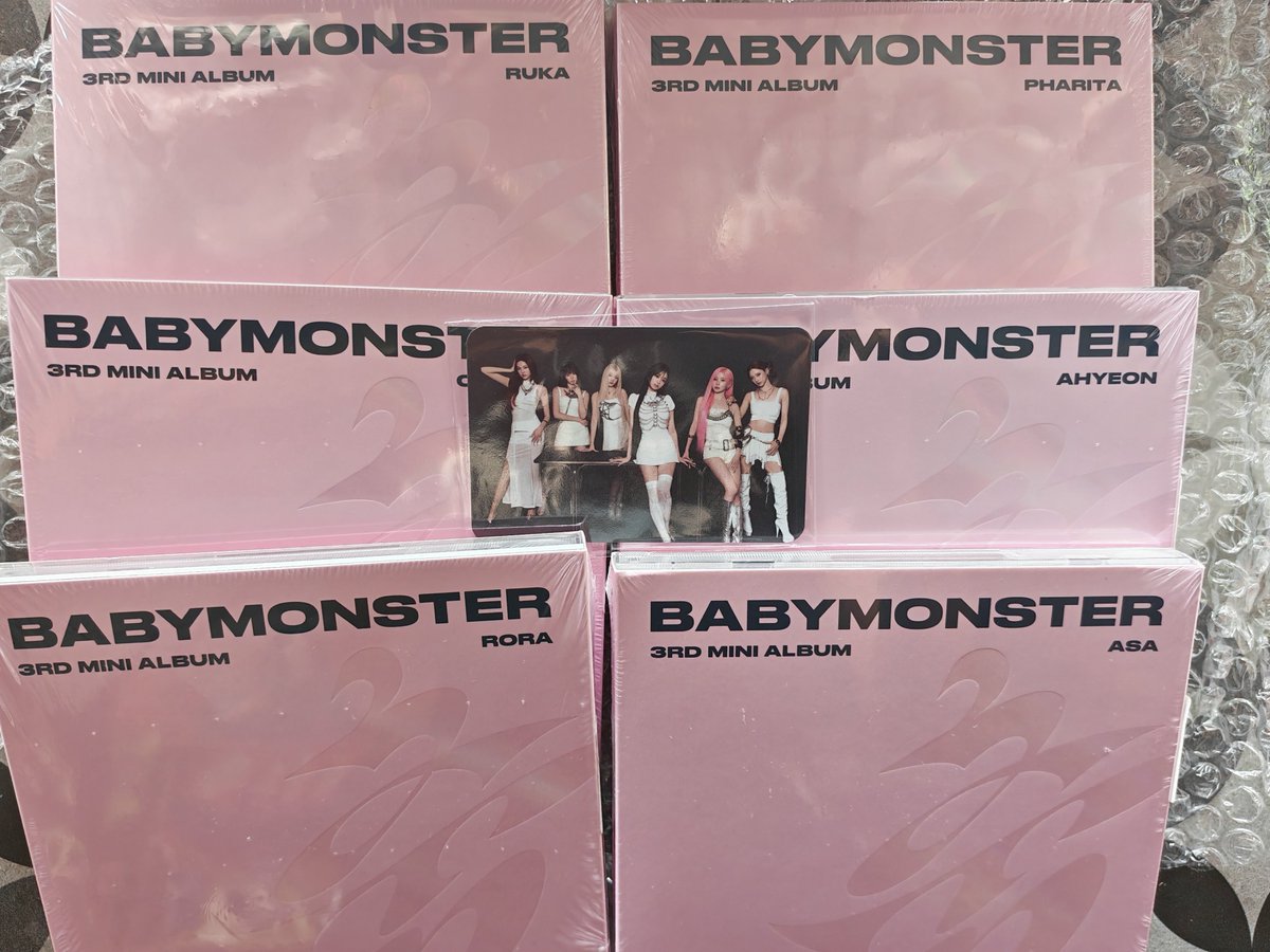 jadeyyy_jc's tweet photo. WTS LFB BABYMONSTER PH. 

BABYMONSTER CHOOM JEWEL SEALED ALBUM AND MUSICKOREA GROUP LD. 

350 EACH SEALED
200 GROUP LD

-ONHAND
-GOOD CONDITION
-PAYO
-GCASH PAYMENT
-J&amp;T COURIER

DM FOR MORE INQUIRIES! 

🔖: BABYMONSTER RUKA PHARITA ASA AHYEON RAMI RORA CHIQUITA https://t.co/EGyBKitvoN