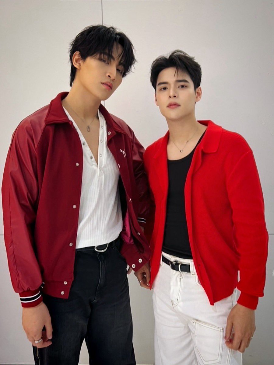 ohmtrlvr's tweet photo. 😮‍💨🤌🏻🔥

OHMPOON 1st EVENT X BAOJI

#BAOJIxOHMPOON https://t.co/O8l2NuYbDH
