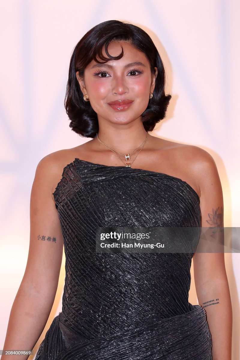 w1g0fnadine's tweet photo. nadine on getty images vs on instagram https://t.co/EKvllbWbcb