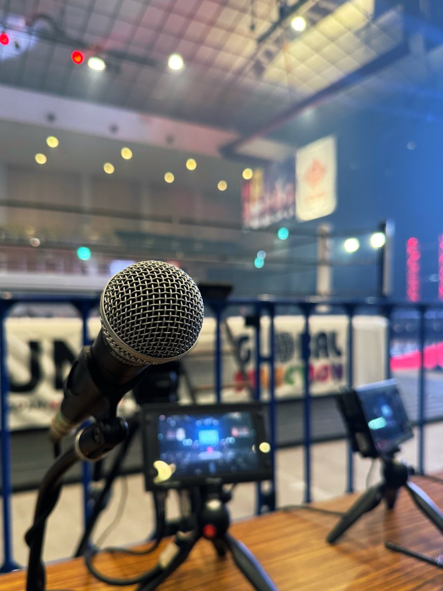 634fuk's tweet photo. この席にいるのが信じられない。#qpro #九州プロレス #九州超元気祭 https://t.co/2V3RAXLDUM