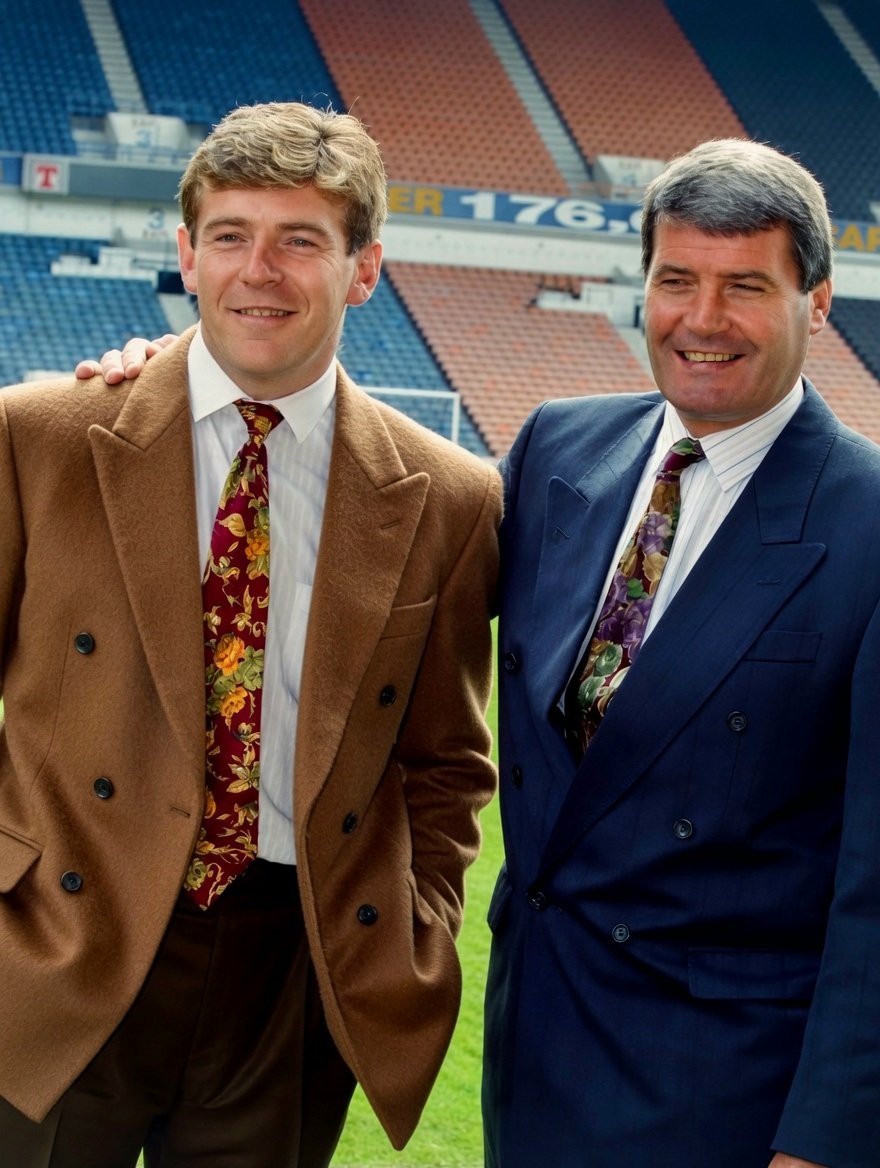 WATP72RFC's tweet photo. 🗓 #OnThisDay 1️⃣9️⃣9️⃣1️⃣ : Andy Goram becomes the 1st #Rangers signing of the Walter Smith era, in a £1m deal from Hibs. Our greatest Goalie won 5 Titles, 3 Scottish Cups, 2 League Cups, including #9IAR & 1 Treble. He said "I hope to be here so long they have to kick me out!" https://t.co/SsLHW2SrSX