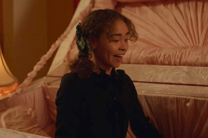 irlclaudia's tweet photo. we do not talk enough about claudia's paris coffin and how it differs from her nola coffin https://t.co/9J4Ton1Qh1