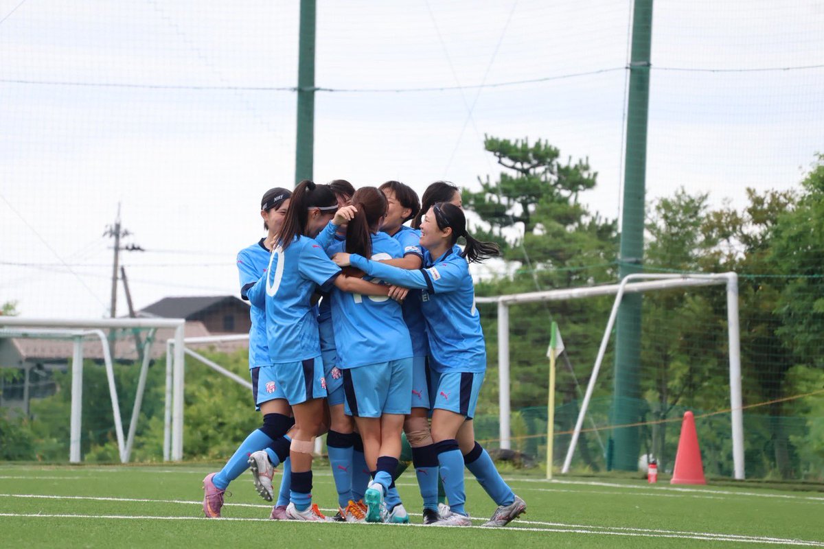 keiei_ladies's tweet photo. 【試合結果】

🏆北信越女子サッカーリーグ第9節
🗓️2026年6月27日(土)13:15k/o
🆚北陸大学フィオリーレ
📍北陸大学フットボールパーク

前半 1-0
後半 1-0
total 2-0
得点者 #石川実優 #中舘志織 

#新潟経営大学
#新潟経営大学女子サッカー部 https://t.co/yh0x1k68PB