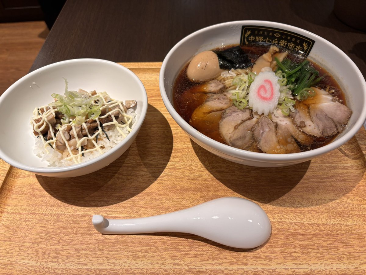 kanazawacom's tweet photo. 長岡生姜醤油ラーメン美味しかったです🍜
@クロスゲート金沢 https://t.co/ISRM3p6yP8