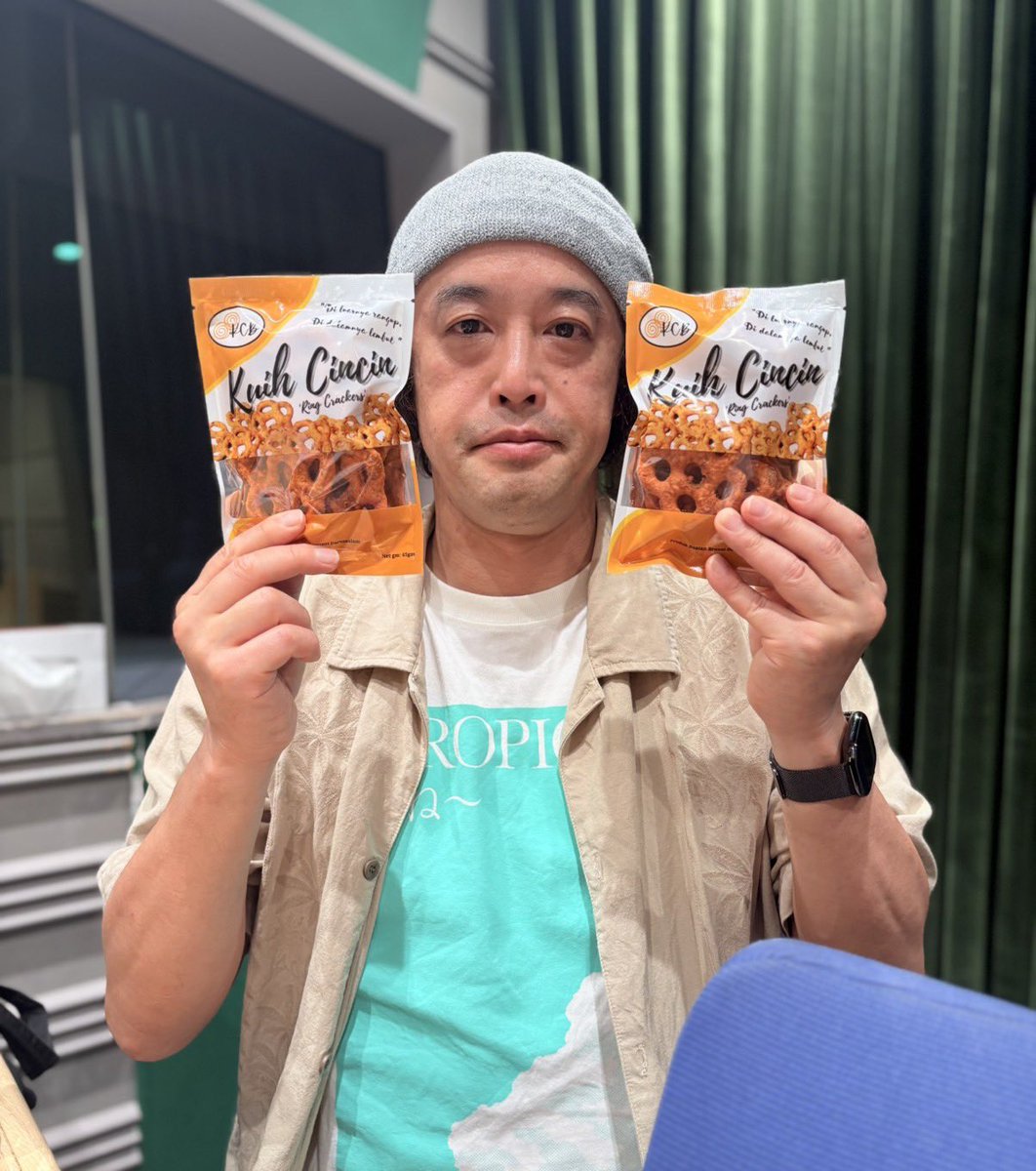 elemaru_tbs's tweet photo. 【#elemaru  第13回】

・恒例の「春の思いで」シロさんの現地生実況！ただ、少し早すぎた結果？
・やついフェス無事終わり！だっつんのリーク情報！
・そして来週！こたけ正義感さん登場！

Podcast
https://t.co/TZdPhENZDS

Spotify
https://t.co/jdAvJdYFNL

#エレキコミック　#ミライズ矯正南青山 https://t.co/vsNSc9M80r