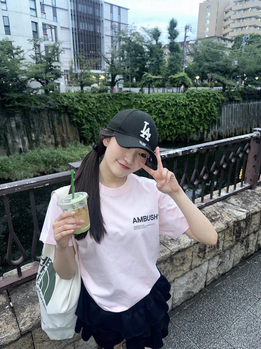 Laki922official's tweet photo. 【📔日記更新🩷】

Laki ｜上村梨々香

2026.06.27
『おさんぽ』

🔗https://t.co/LRSkIwfbJO

#Laki #上村梨々香 #RIRIKA https://t.co/8dLKFJ0ejy