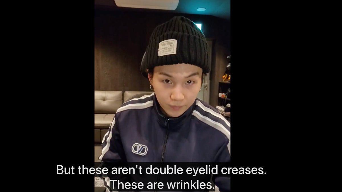 joon_lovebot's tweet photo. did yoongi get double eyelids (wrinkles??) in his 30s like his mom 🥹 https://t.co/Ji9OeH6kLS